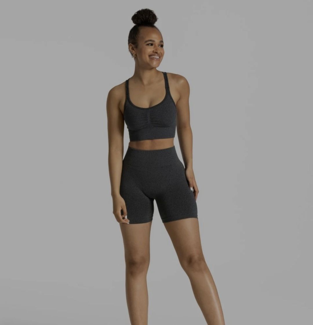 Teveo Leggings: Teveo Timeless Scrunch shorts – Nuovo e nell'imballaggio originale da Bönigen venduto da Wysstamara 2