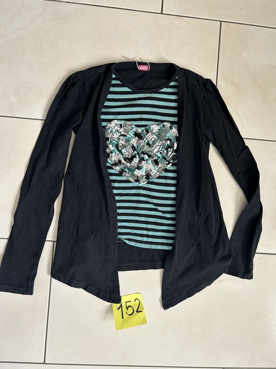 Maglioni & Felpe: Pull rayé turquoise et cardigan noir, 152 – Usato da Orsières venduto da Maevalais