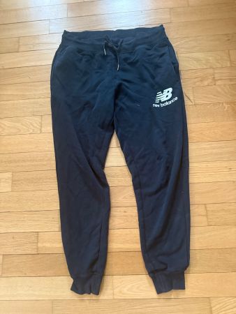 New Balance Jogginghose Gr M Schwarz, casual & bequem (56)