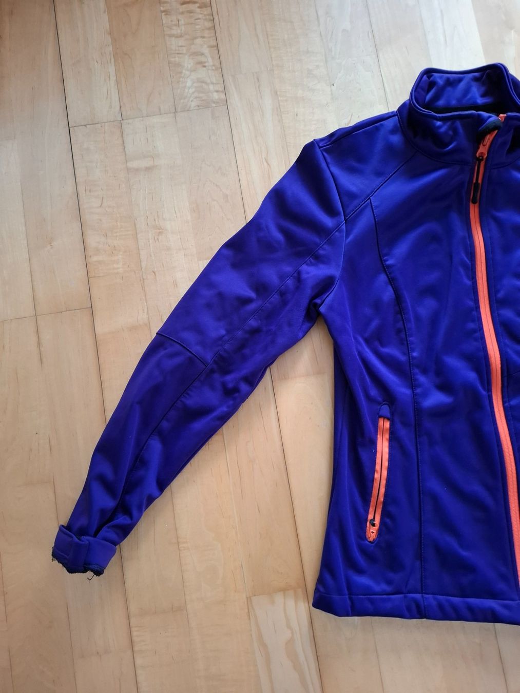 Giacche: Gut erhaltene Softshell Jacke Damen Gr. S – Nuovo (secondo la descrizione) da Emmenbrücke venduto da hirschli62 2