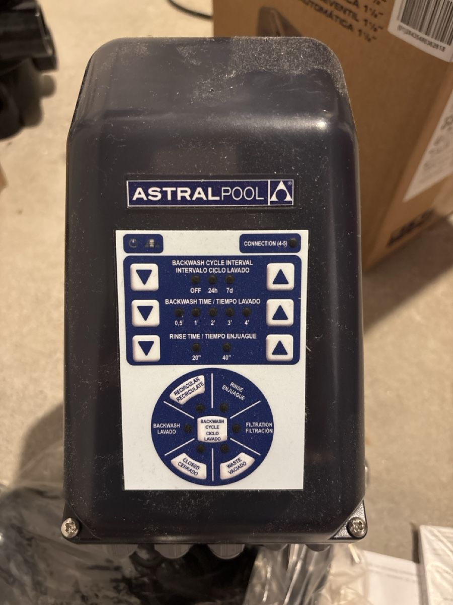 Piscine: Astralpool Automatic Multiport Valve - for Summer Po – Nuovo (secondo la descrizione) da Egnach venduto da kaffemitsahne 1