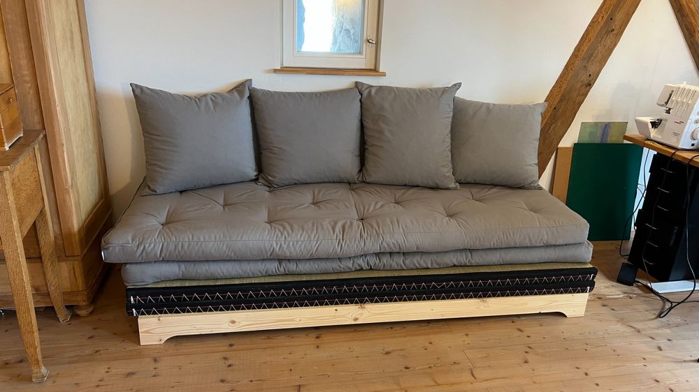 Sofa aus Tatamimatten mit FutonMatratzen von Karup Kaufen auf Ricardo