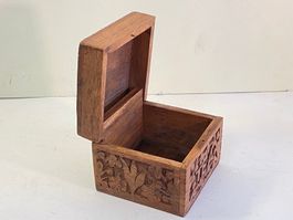 Vintage Holzschatulle Klein Holzschachtel Tea Box Handarbeit
