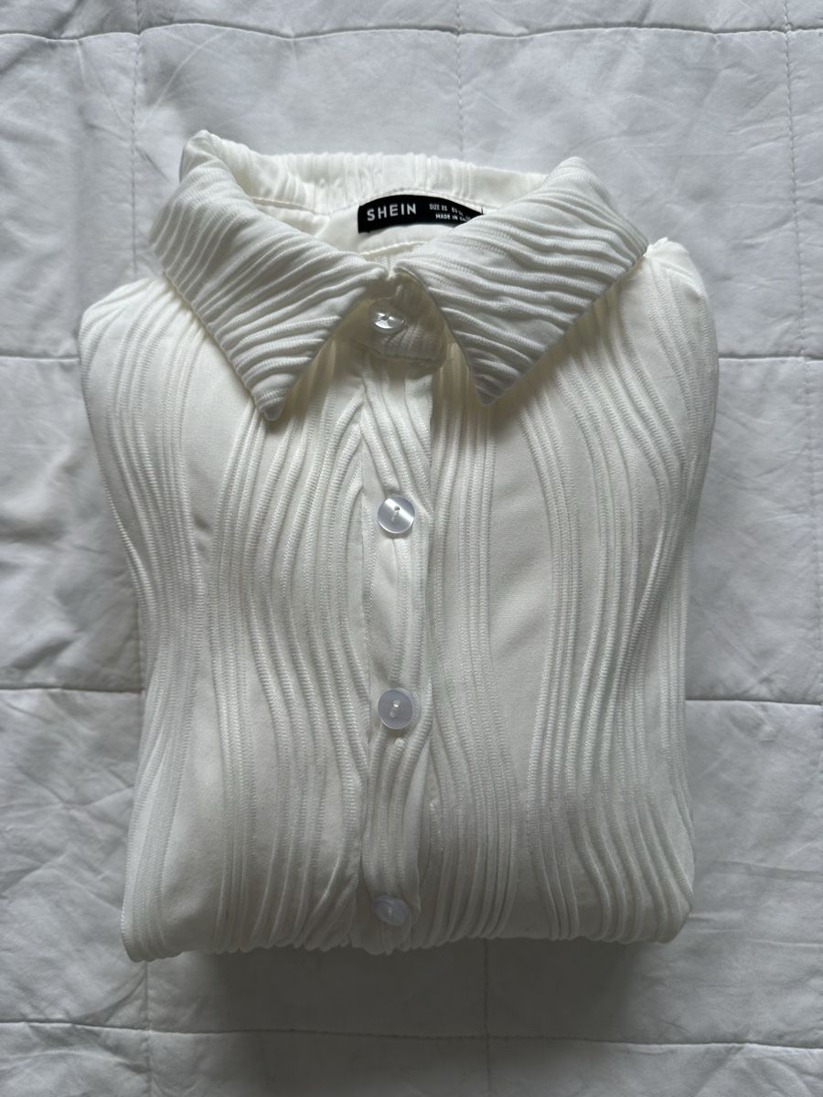 Shein Tute: Combinaison-short blanche Shein, taille S – Nuovo (secondo la descrizione) da Geroldswil venduto da MeganeMegane