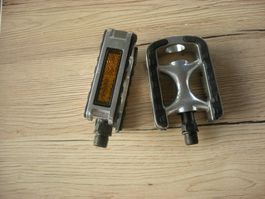 Alte Oldtimervelo  Pedale  Alu-Guss Fabrikneu !