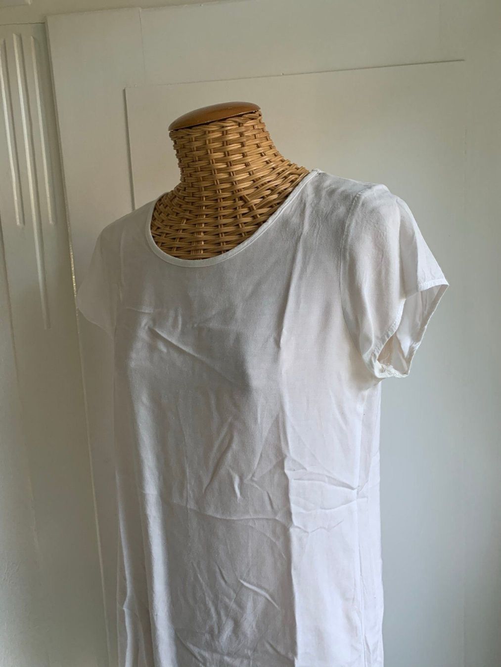 T-shirt: T-Shirt weiss fliessend - S – Usato da Zürich venduto da Diazaio 1