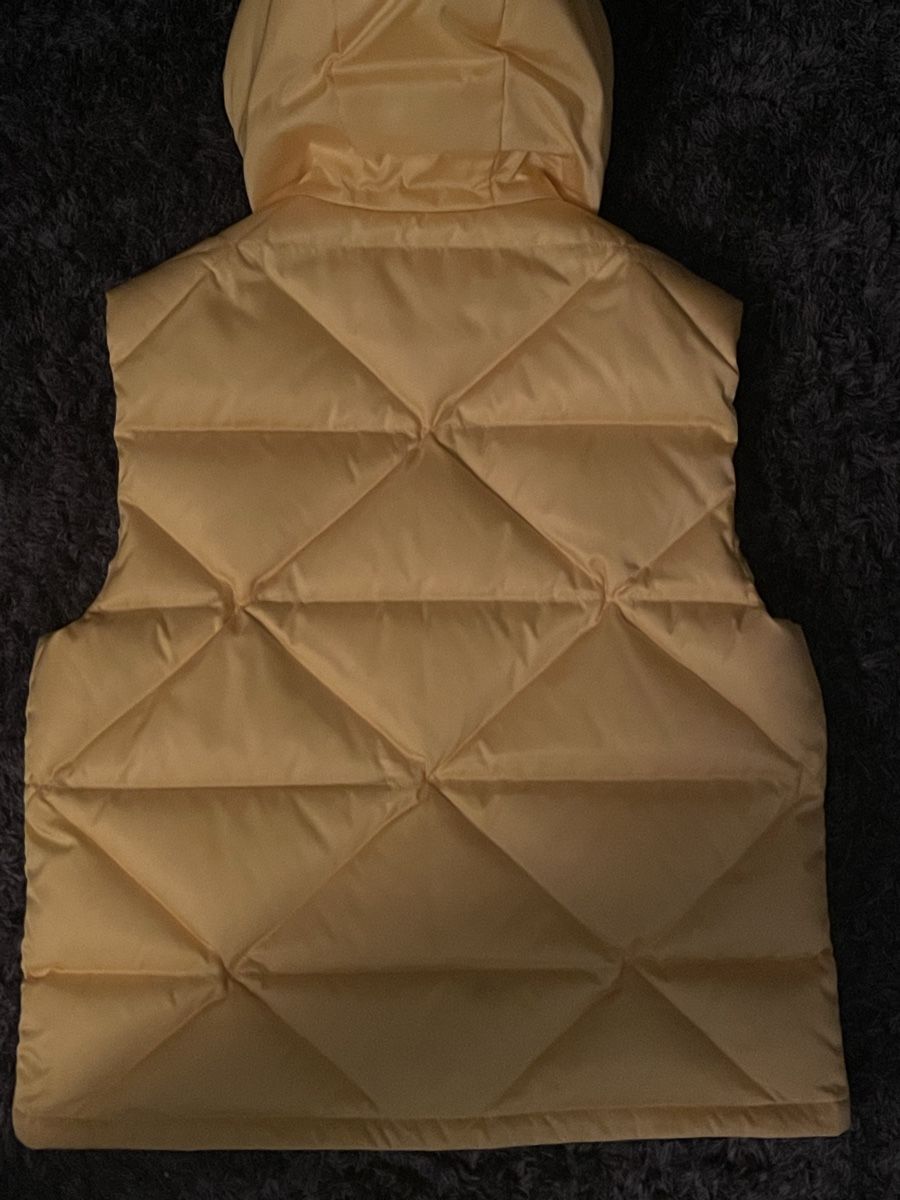 Prada Gilets: Prada Weste (limited edition) – Neuf (Voir description) à Herisau par eli_27nh 2