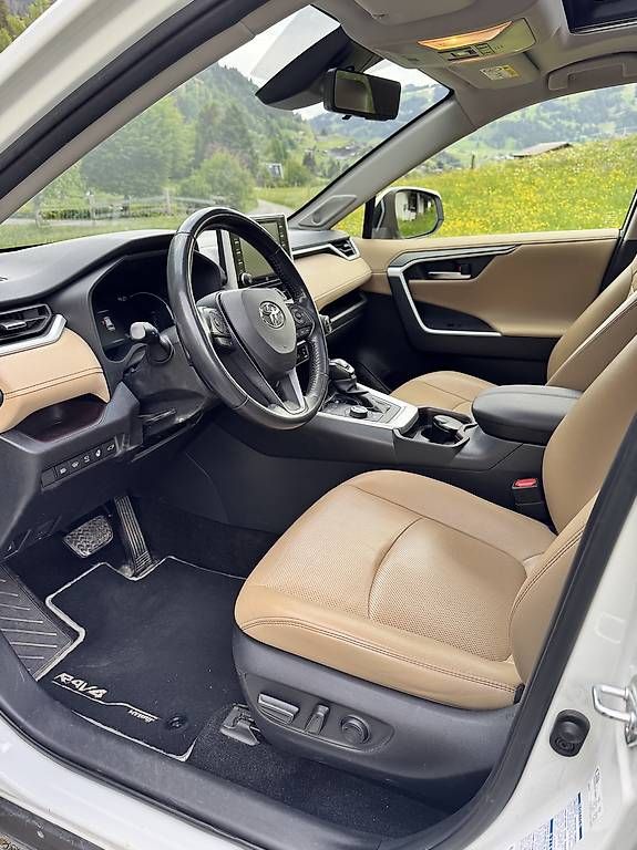 Automobili: TOYOTA RAV-4 2.5 HEV Premium – Usato da Saanen venduto da Ronnie2313 2