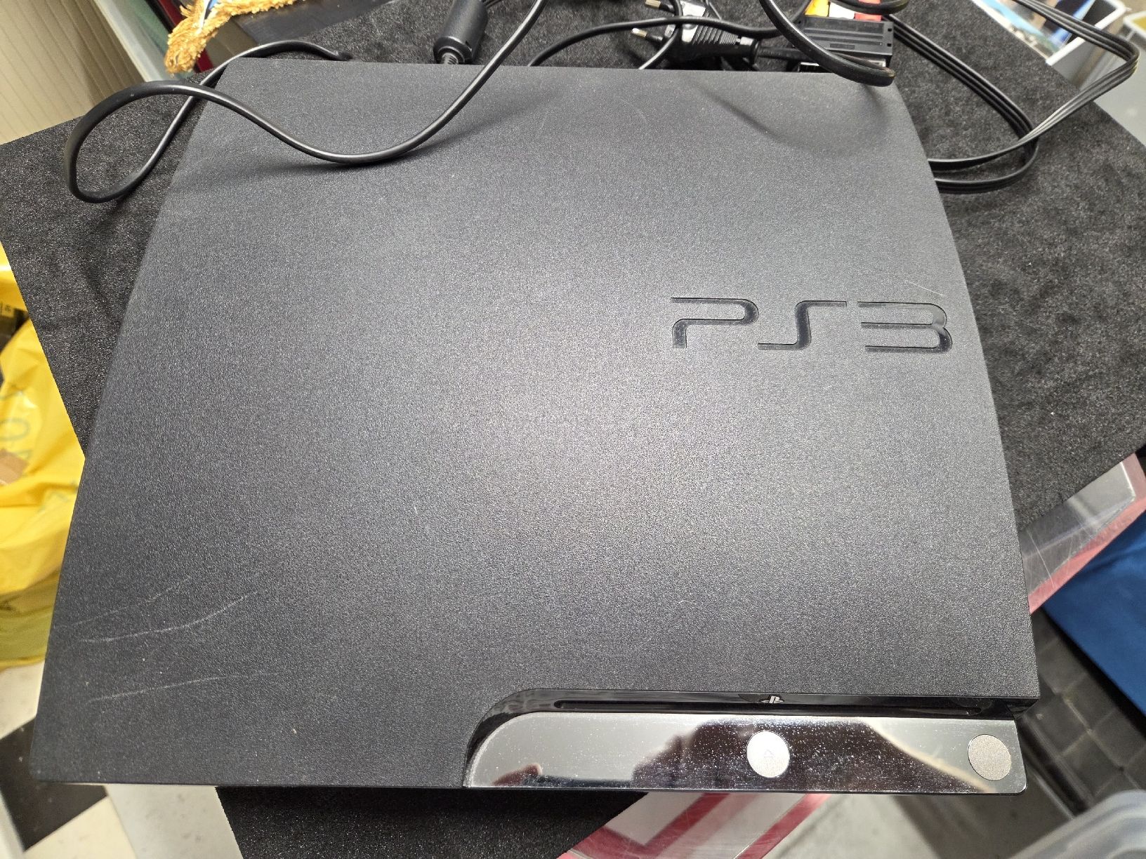 Sony Consoles: PS 3  – D'occasion à Wetzikon ZH par AmacherM 2