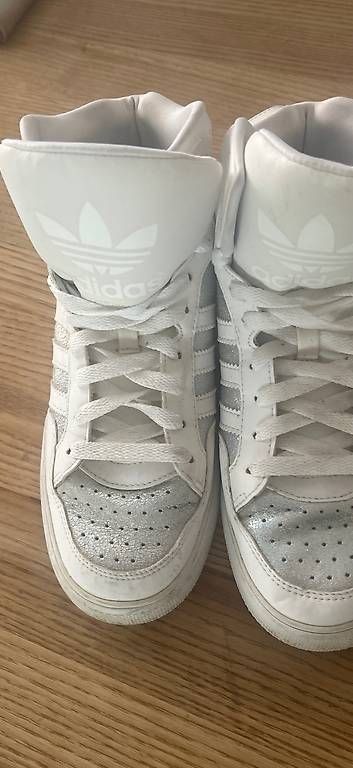 Chaussures femmes: Adiddas Sneaker  – D'occasion à Bülach par Snoppy15 2