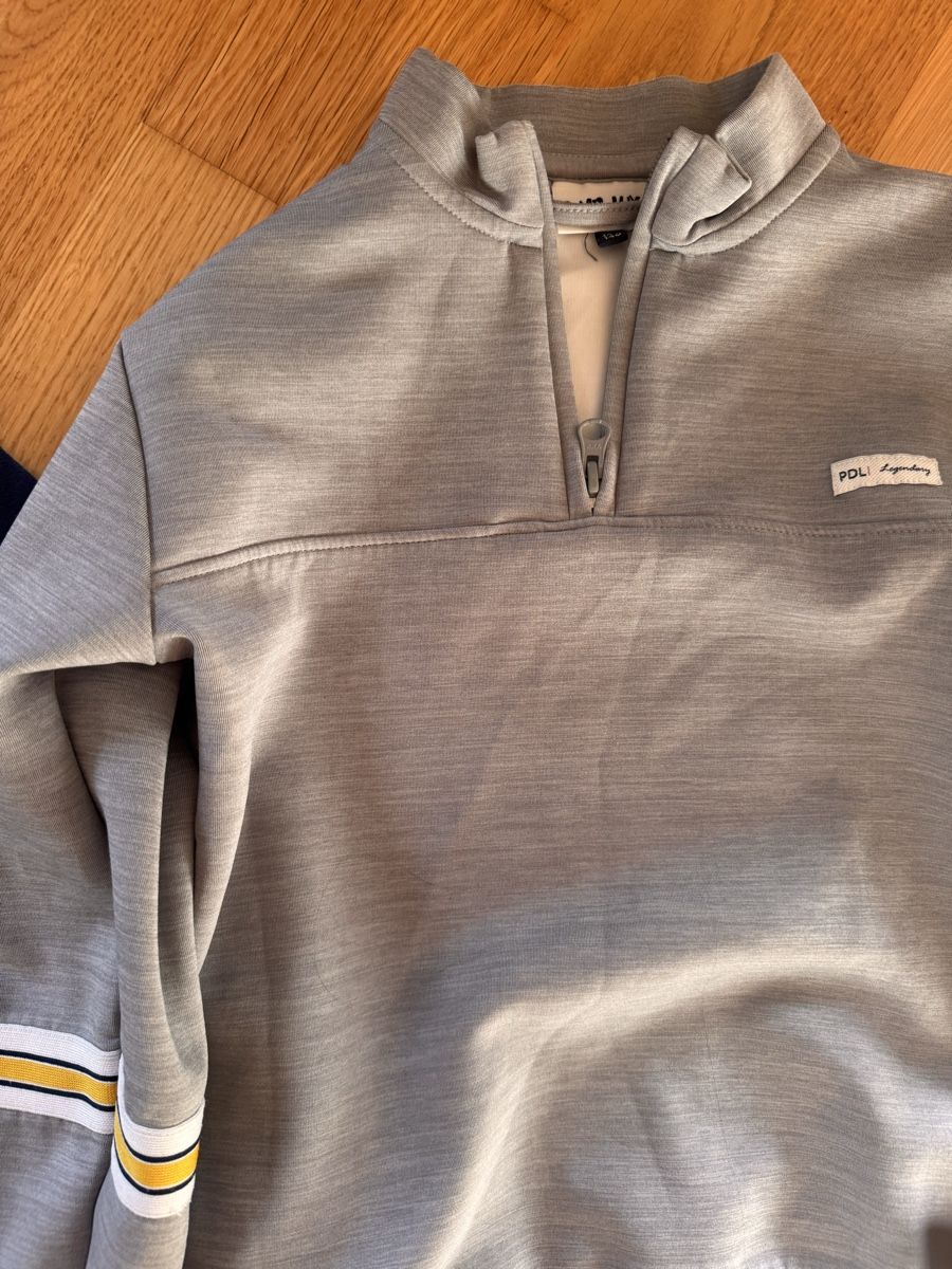 Maglioni & Felpe: 4 Jungen Pullover 134 – Usato da Wädenswil venduto da dorodi 3