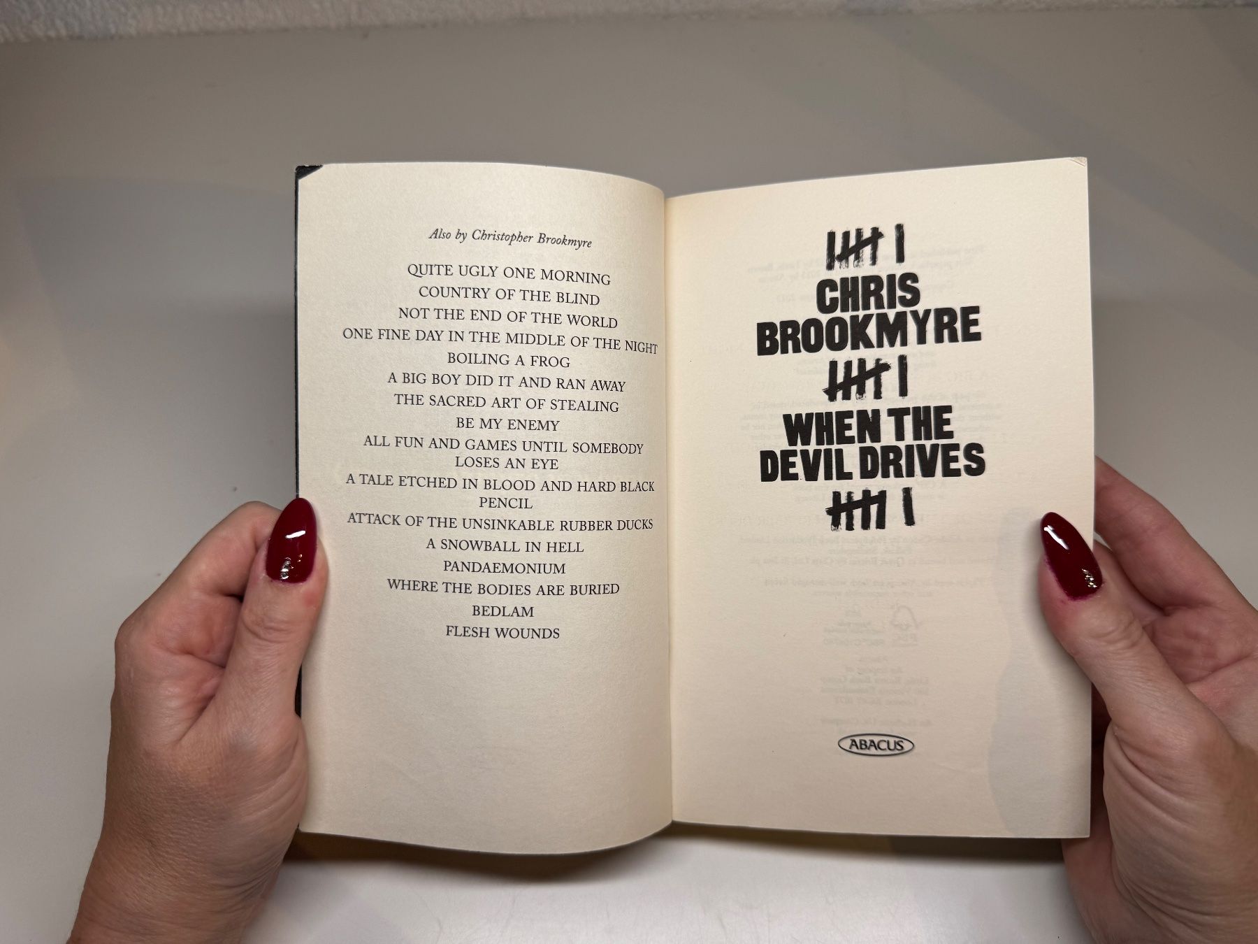 Libri: NOVEL: Chris Brookmyre, When the Devil Drives – Usato da Grosswangen venduto da English_books 2