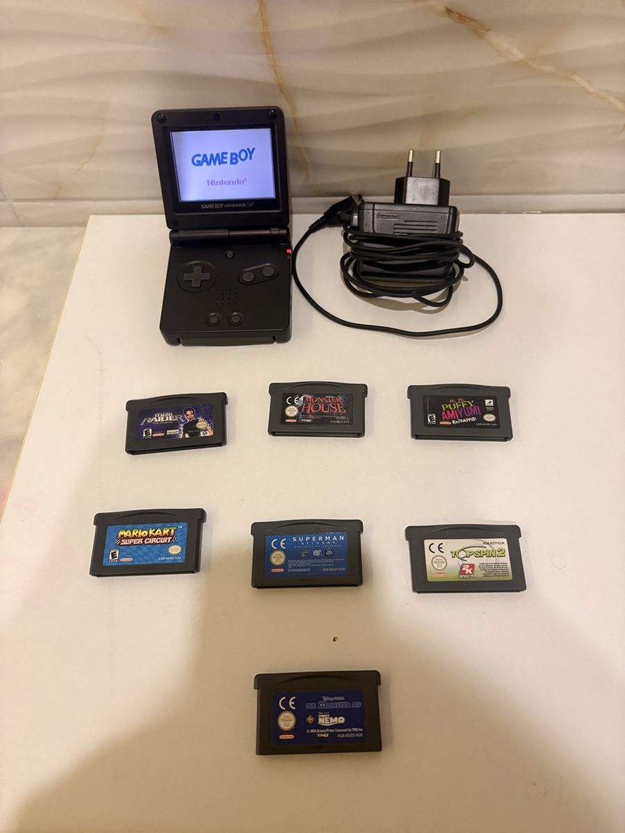 Nintendo Console: Game Boy advance sp + chargeur + 7 jeux – Usato da Dompierre FR venduto da PRiT_Madara