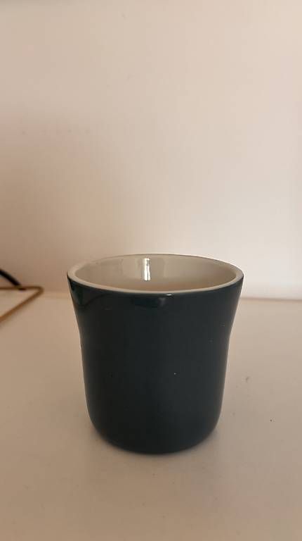 Tassen: Keramik Becher Studio Sediment Zürich – Gebraucht aus Zürich von jes_68cz
