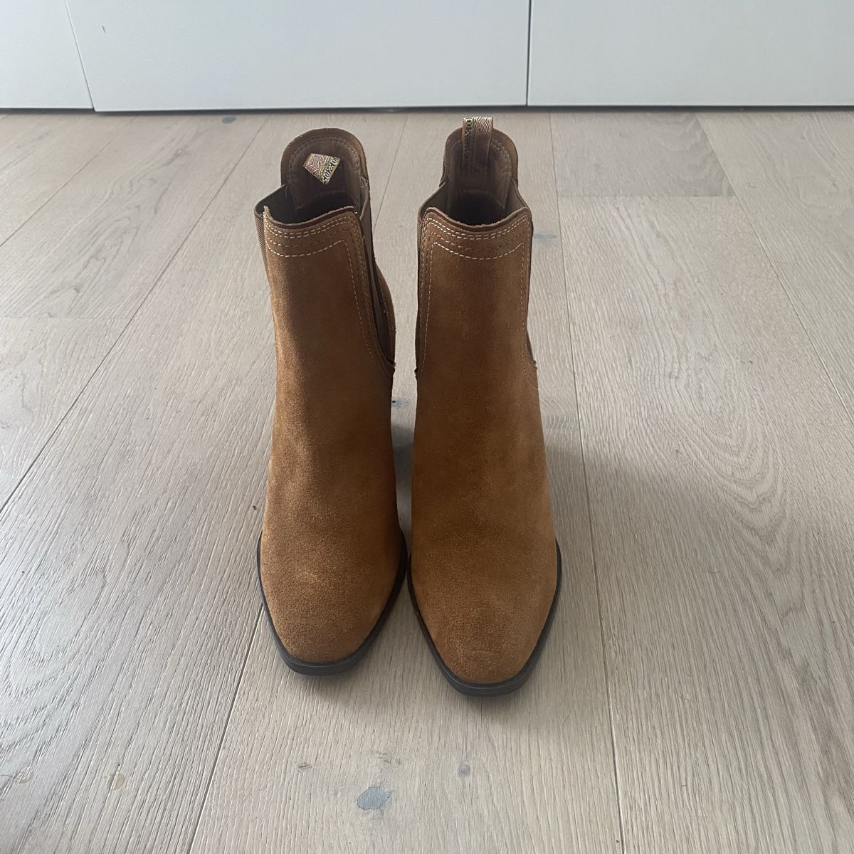 Tamaris Scarpe da donna: Tamaris Veloursleder-Stiefeletten braun – Nuovo (secondo la descrizione) da Sins venduto da enc_c266