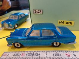 Mercedes-Benz 250 SE  1:43 (ohne Box) Dinky-Toys GB   > (H4)
