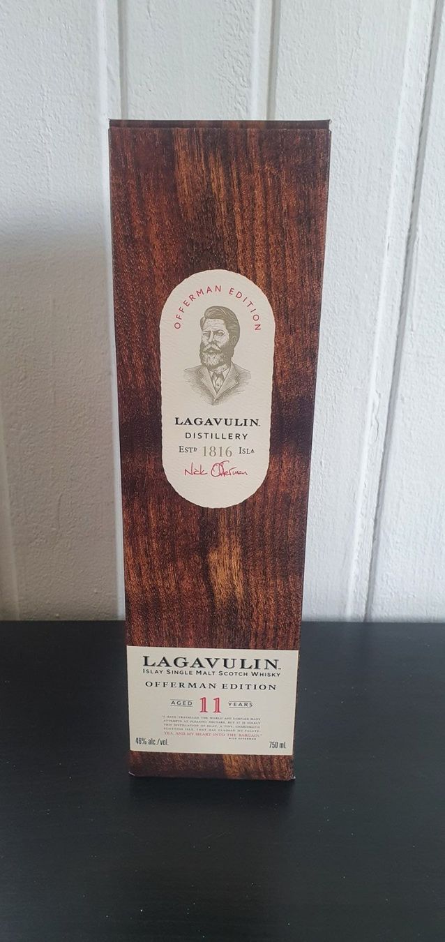 Lagavulin Bevande alcoliche: Lagavulin 11y Offerman Edition (No1) – Nuovo e nell'imballaggio originale da Langnau am Albis venduto da jer_pm72