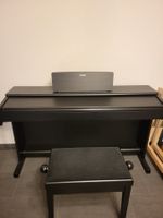 Digitalpiano Yamaha YDP 144 Black wie neu