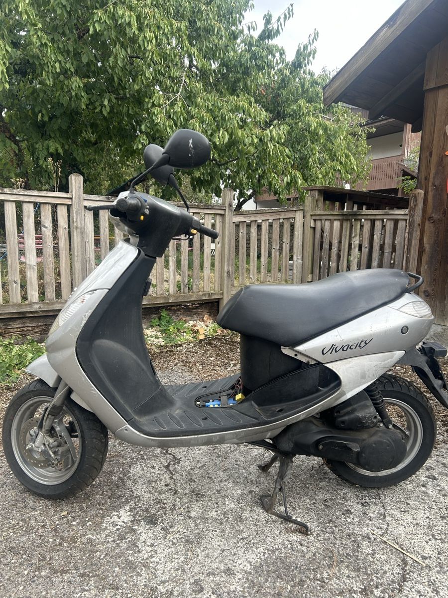 Peugeot Scooters: Peugeot vivacity 50cc – Défectueux à Bassecourt par salvo190 1