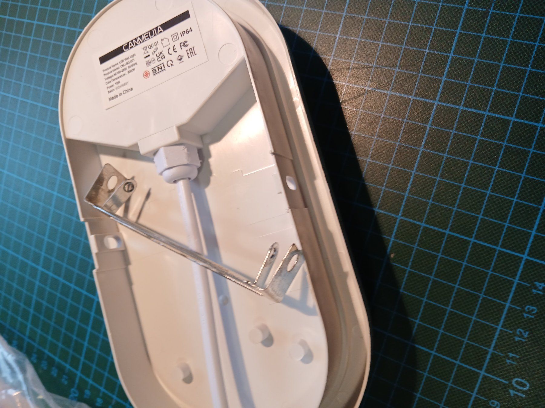 Lampen: LED 15W Oval Lampe Neu Licht weiss – Gebraucht aus Derendingen von Gaston.J 6