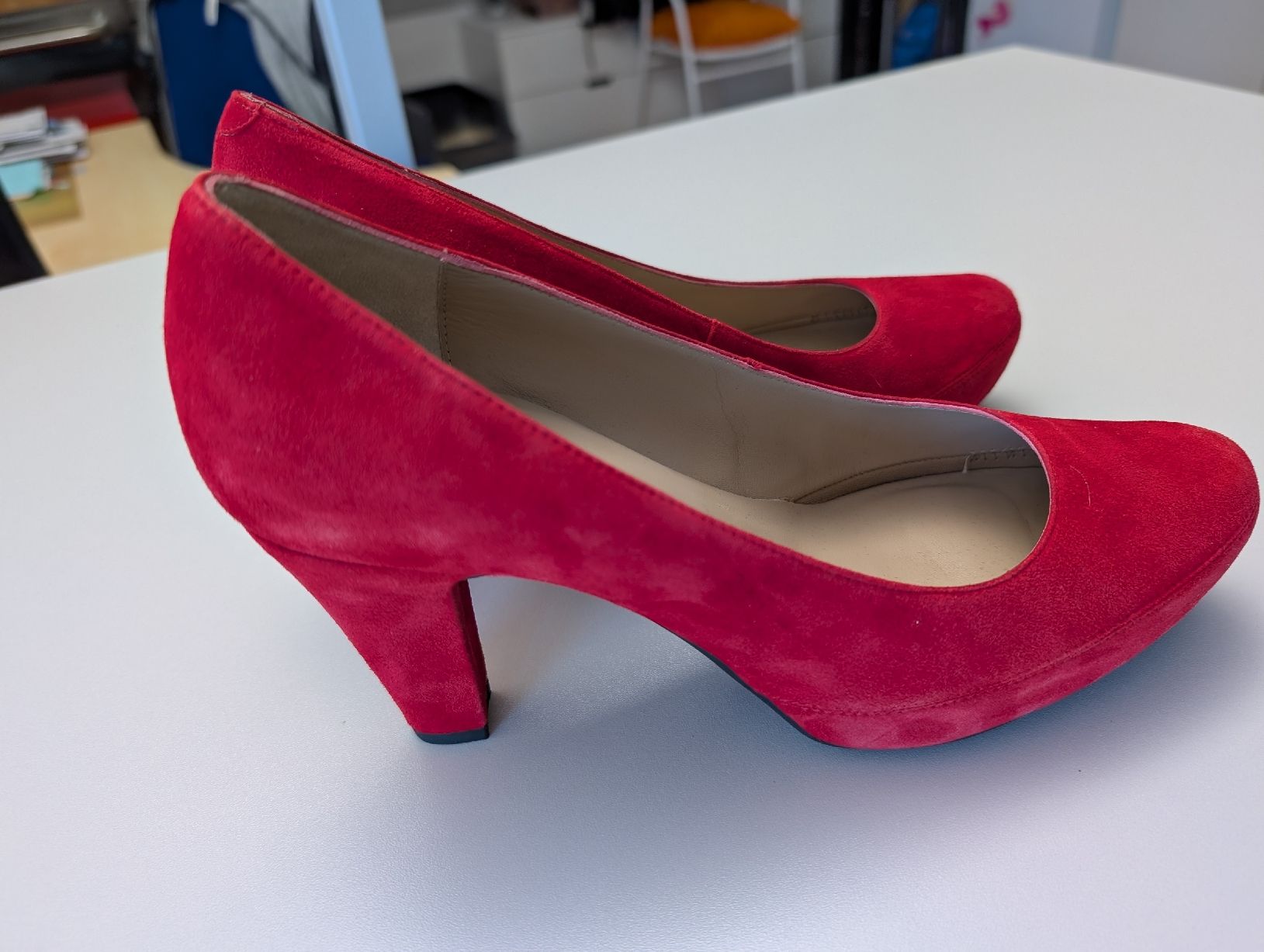 Unisa Scarpe da donna: neue Unisa Pump Grösse 41 in Rot – Nuovo (secondo la descrizione) da Stäfa venduto da IsaBach 3
