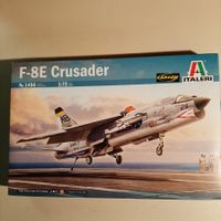 3063 ... Vought F-8 E Crusader ... Italeri 1456 ... NEU