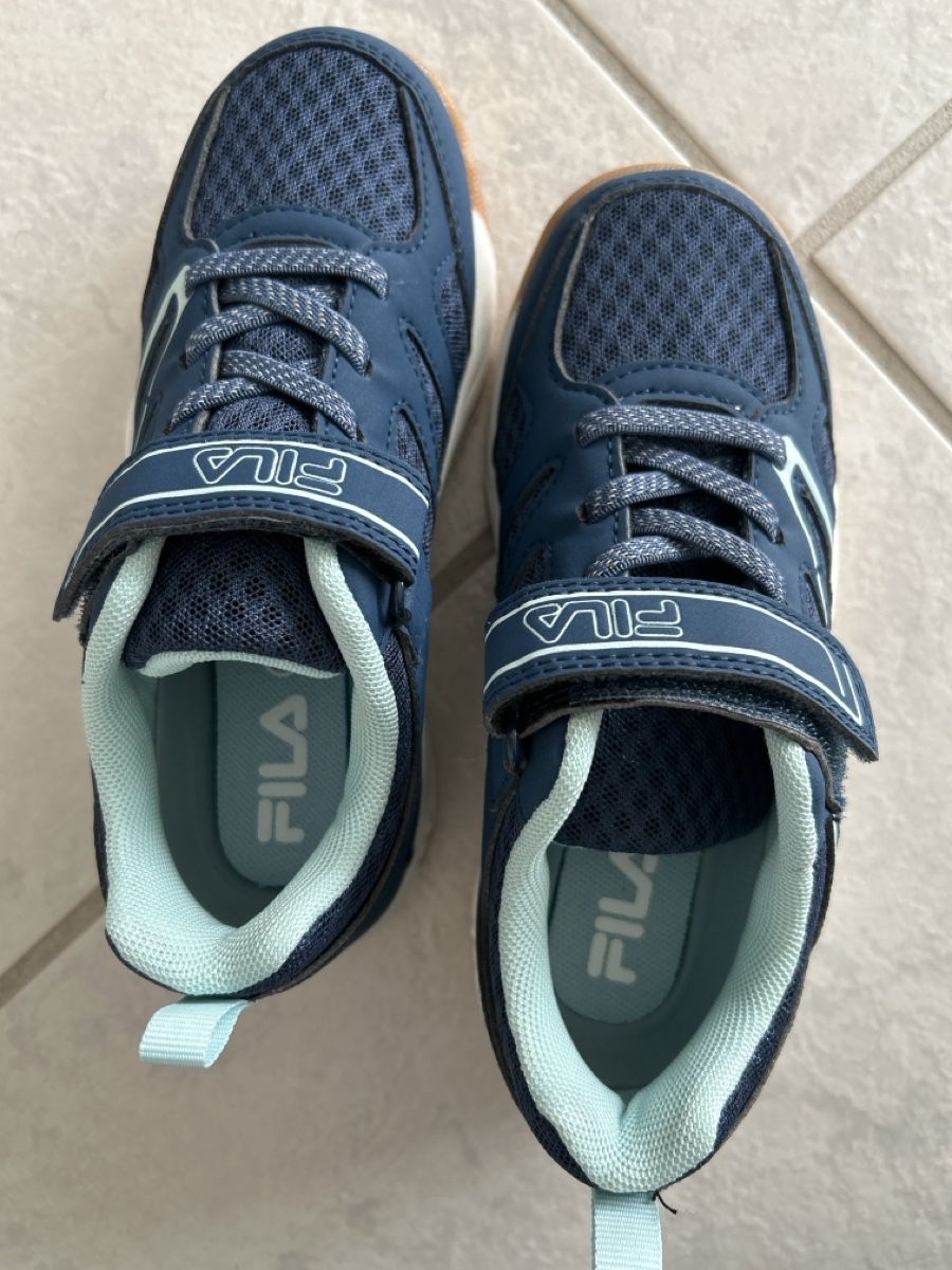 Scarpe per ragazzi: Fila Hallenschuhe NEU Gr 31 – Nuovo e nell'imballaggio originale da Lostorf venduto da Venice16 1