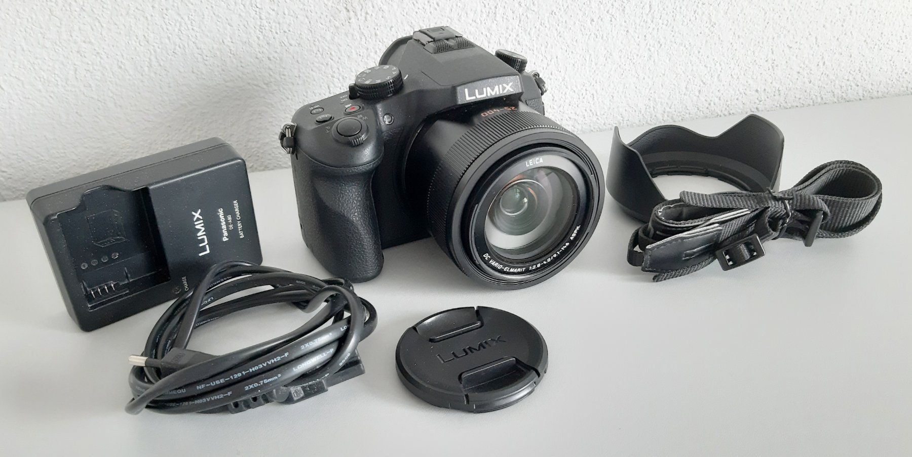 Panasonic Fotocamera: PANASONIC LUMIX FZ1000 SET – Usato da Zürich venduto da J2O 4