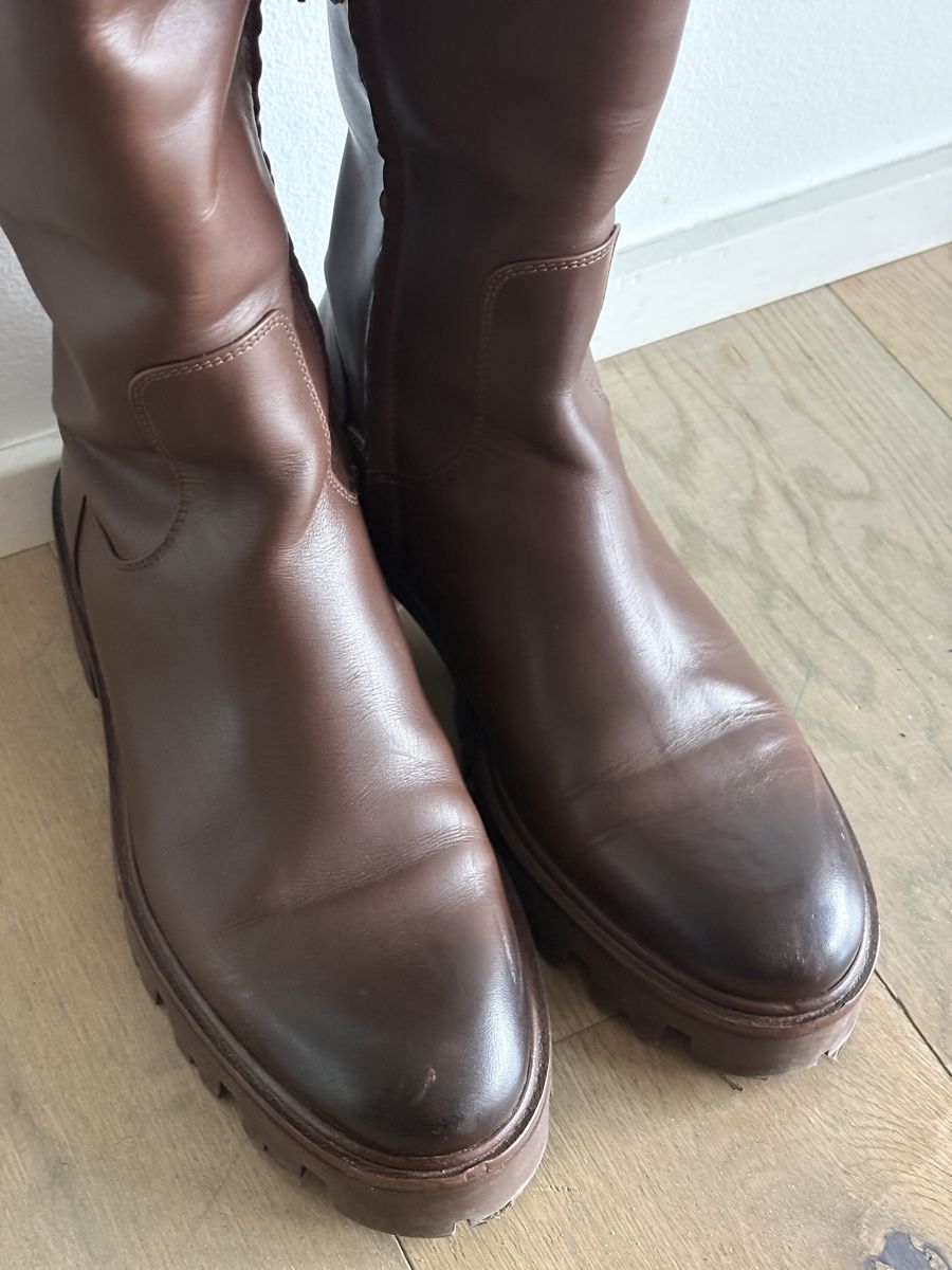 Damenschuhe: Uterque Brown Leather Boots – Gebraucht aus Nyon von Avido_Dollars 4