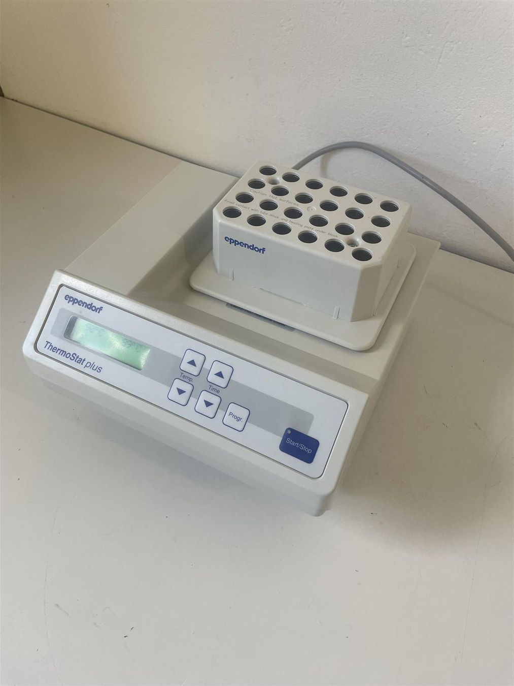 Misurare: Eppendorf Thermostat Plus – Usato da Niederdorf venduto da LeptonAG