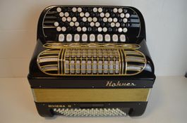 Akkordeon chromatisch Hohner Riviera III Stufengriff