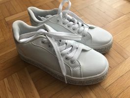 Sneaker mit Strasssteinchen Grösse 33 weiss
