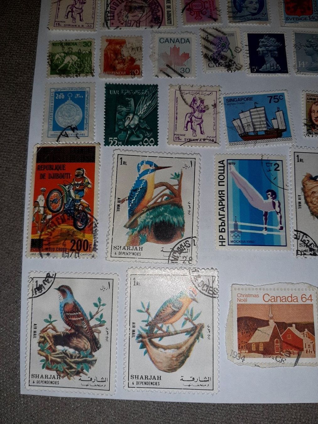 Tutti i francobolli: 32 timbres divers pays – Usato da Le locle venduto da juliensaran 3