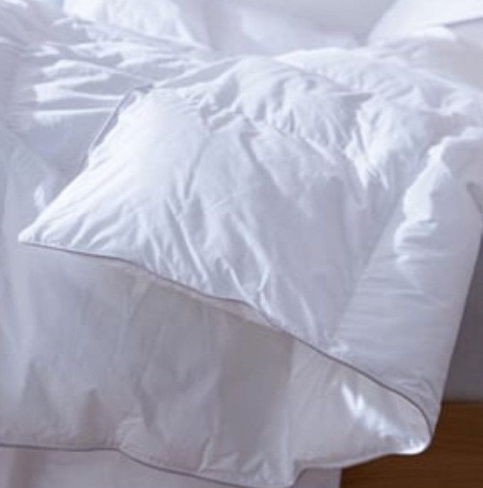 Coperte: Couette tempérée 220 x 240 – Nuovo (secondo la descrizione) da Genève venduto da bccdeco 2