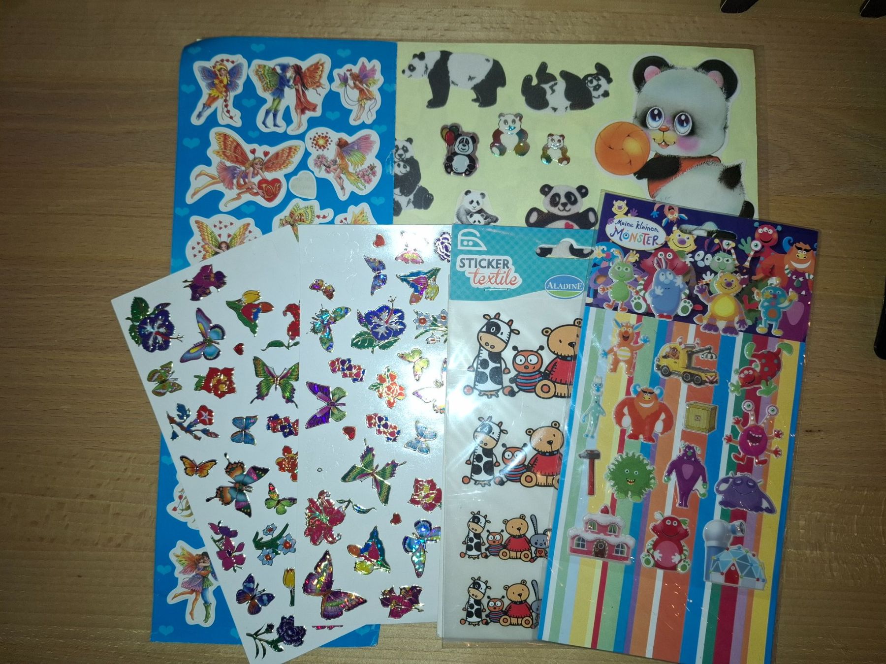 Alben: Stickeralben mit div. Stickern – Gebraucht aus Winterthur von rahelmedeaL 7