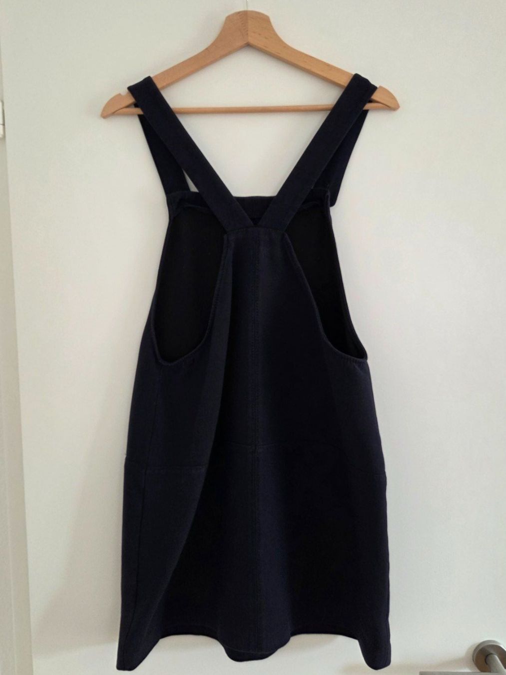 Massimo Dutti Kleider: Tolles Massimo Dutti Latzkleid – Gebraucht aus Thun von angerber 1