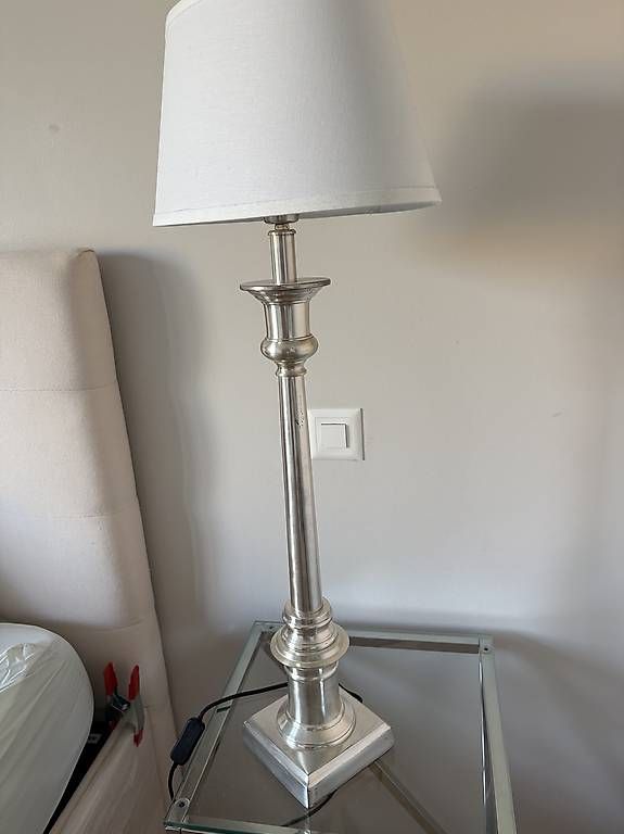 Lampes: Lampe sur pied chrome – D'occasion à Vich par NatachaCK 2