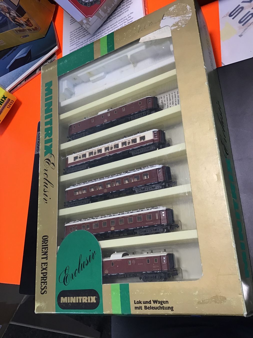 Trix Modelleisenbahnen: Minitrix 5110170Exclusiv Orient Express Wagenset Beleuchtung – Gebraucht aus Männedorf von Modelle-aller-Art 2