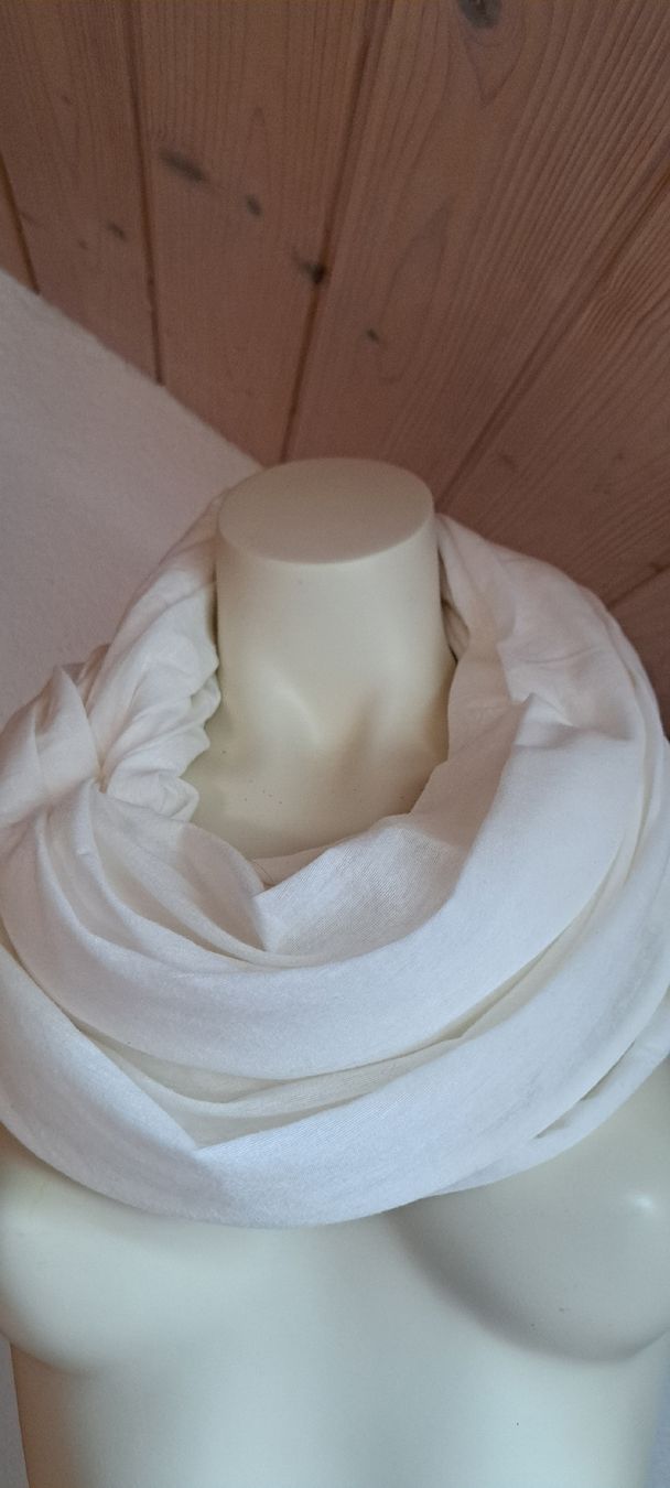 Foulards, Tücher & Schals: Loop... – Gebraucht aus Thalheim AG von Bekuadma