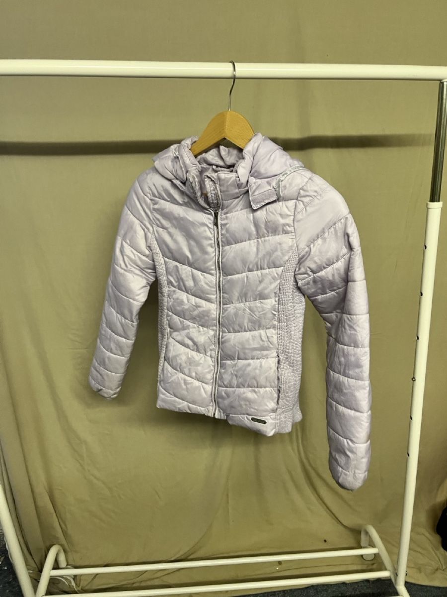 H&M Giacche & Cappotti: Damen Steppjacke : 152 – Usato da Zürich venduto da Proton_Slit