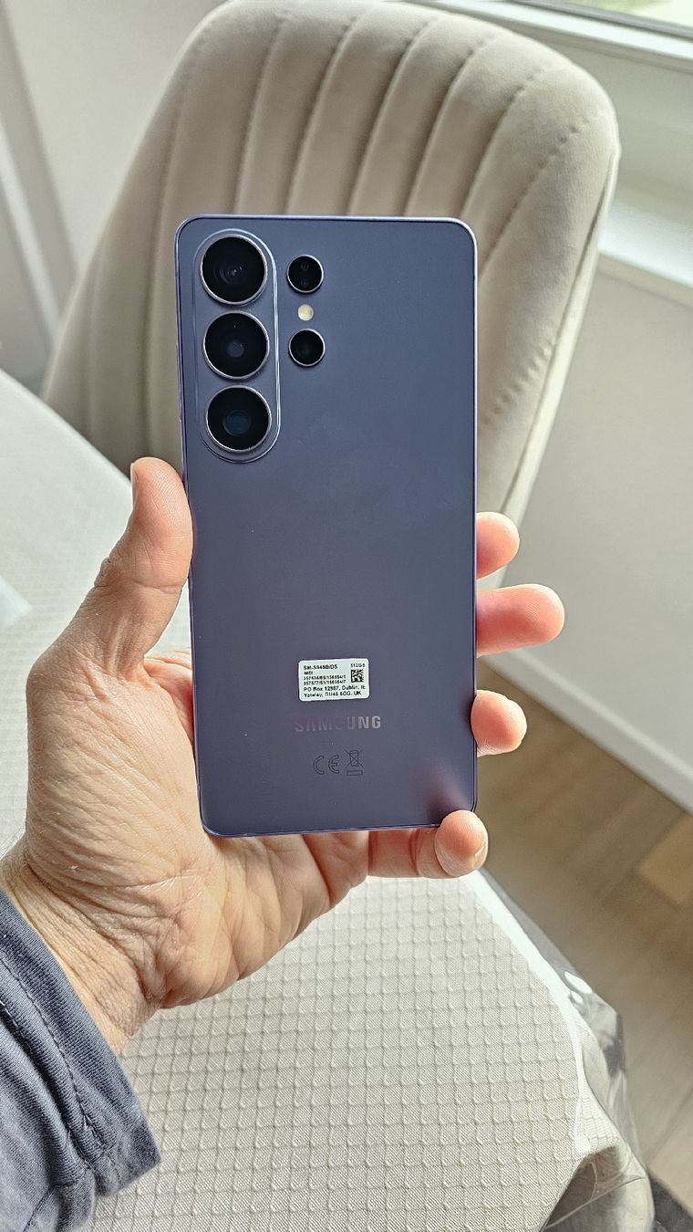 Samsung Cover & Protezioni schermo: Coque pour Samsung S26 Ultra – Nuovo e nell'imballaggio originale da Martigny venduto da IB_Store 1