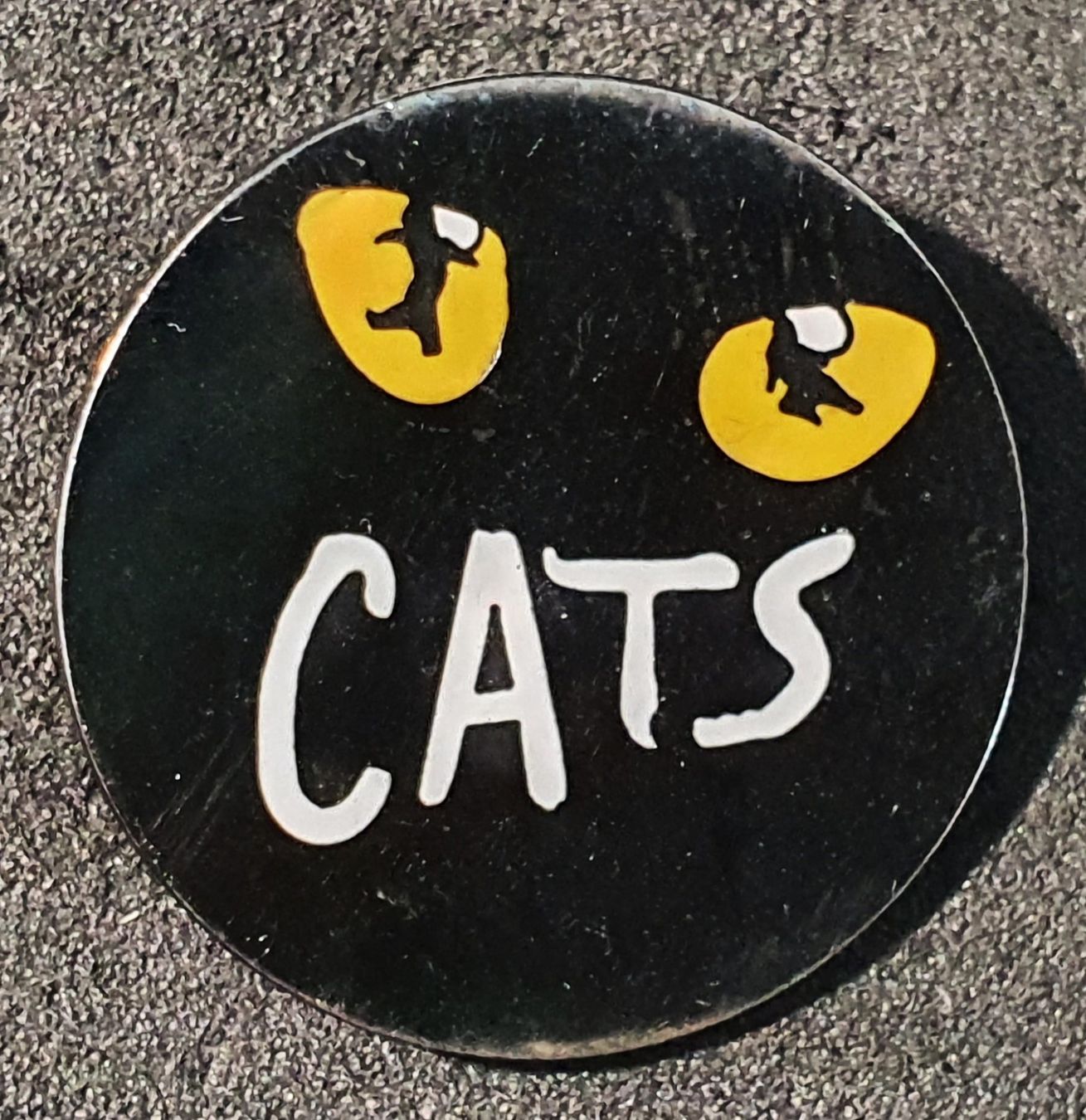 Placchette & Badge: I818B - Pin Musical CATS / Katze – Usato da Reinach BL venduto da Boston-Verkauf