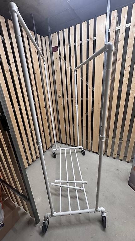 Altro in Decorazioni & Accessori: Kleiderstange – Usato da Münchenstein venduto da fionah 2