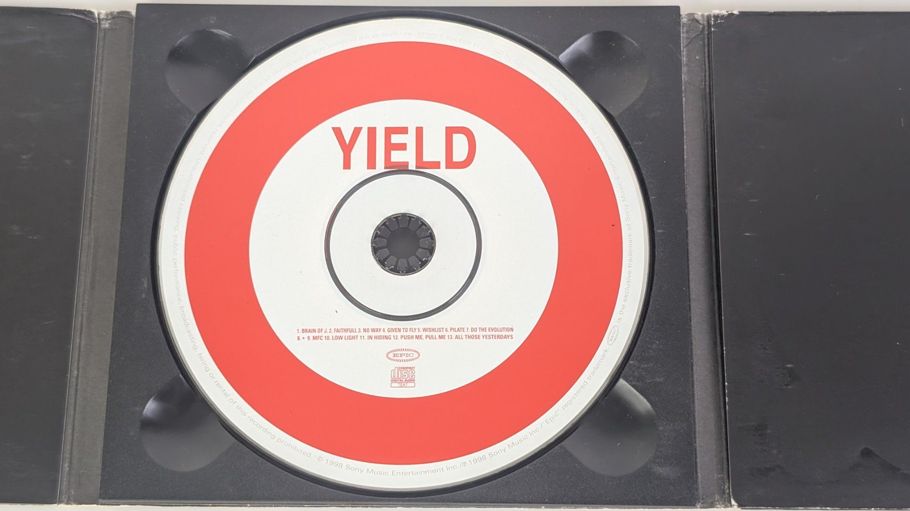 CD: Pearl Jam - Yield CD - Top Album – Usato da Zürich venduto da 1.Simon 6