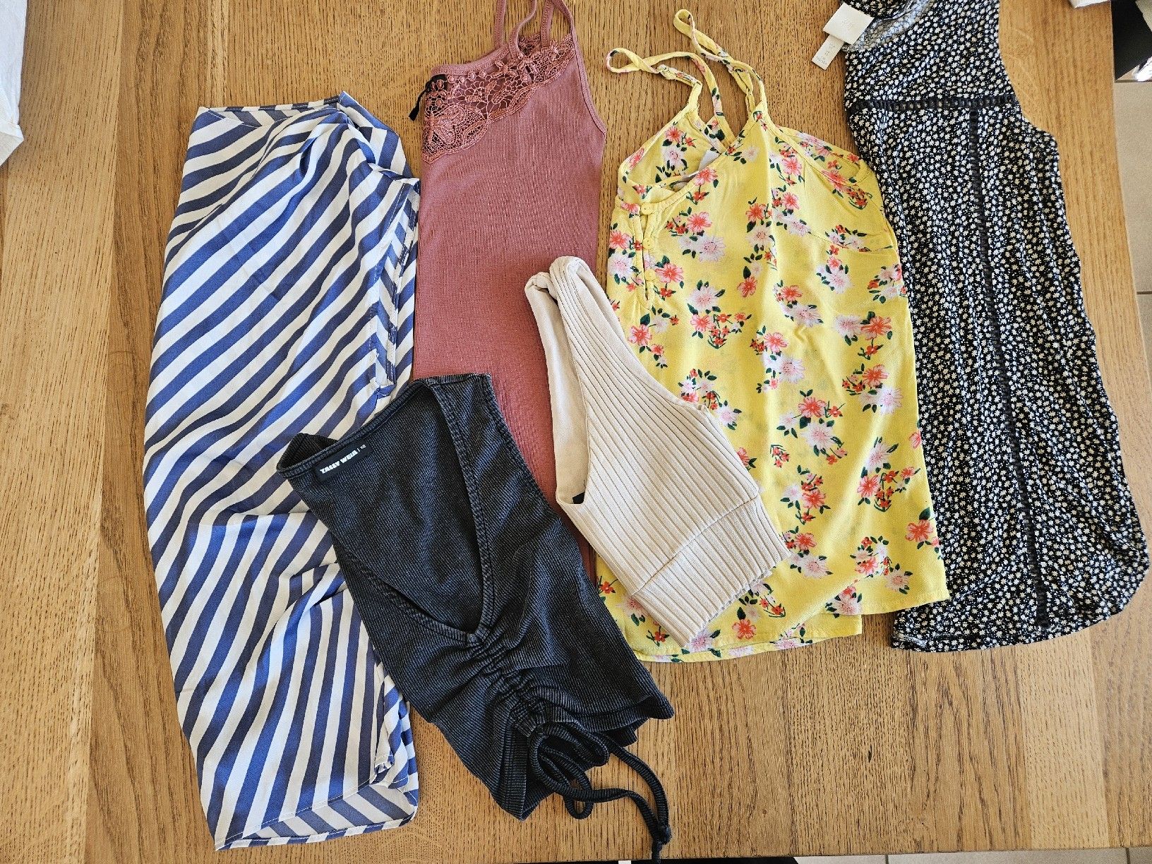 Top: lot taille XS – Usato da Vétroz venduto da sas_yln5 1