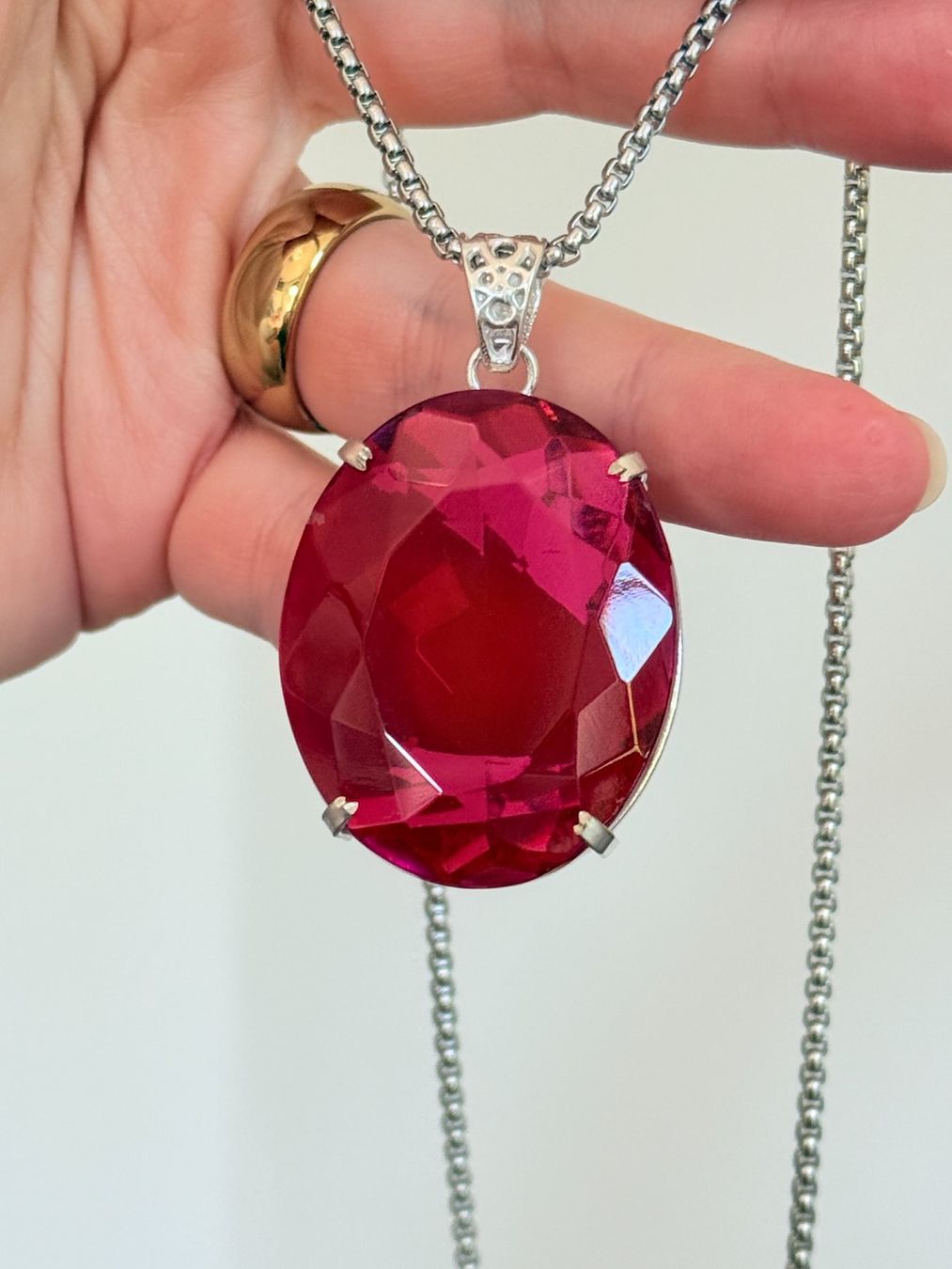 Catenine: Certificat Superbe collier long avec pendentif 109.35 Ct – Nuovo e nell'imballaggio originale da Genève venduto da AWWA 1