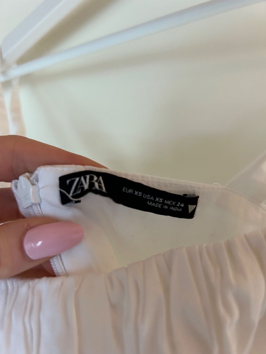 Zara Vestiti: Zara Sommerkleid Weiss – Usato da Frauenfeld venduto da hannamaria29 3