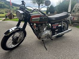 Triumph T150 V