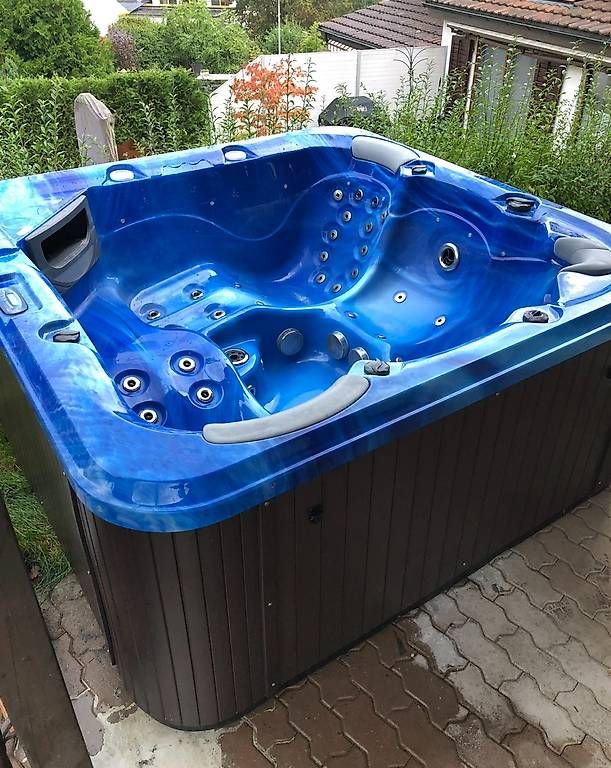 Bains à remous: Jacuzzi Neuwertig Super Preis – D'occasion à Niederweningen par gandalf09