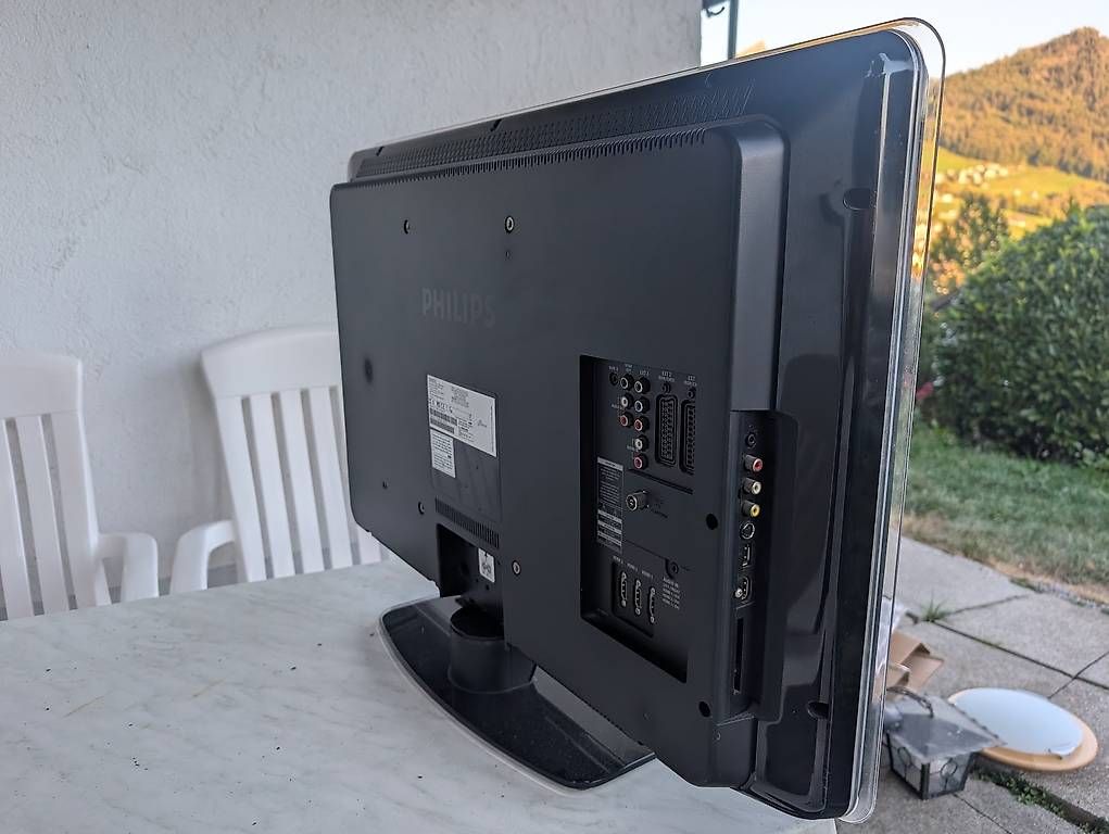 Televisori: Philips 32pfl7403D/12 – Usato da Oberrieden venduto da marcelh85 3